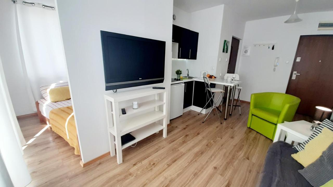 Apartament Z Balkonem I Bezplatnym Parkingiem Danzica Esterno foto